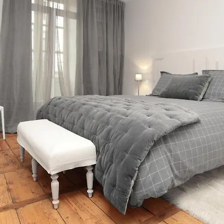 Suites De La Tour Centre 3* Périgueux