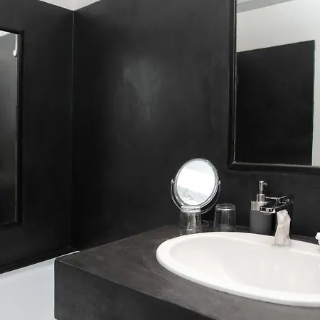 Suites De La Tour Centre Aparthotel